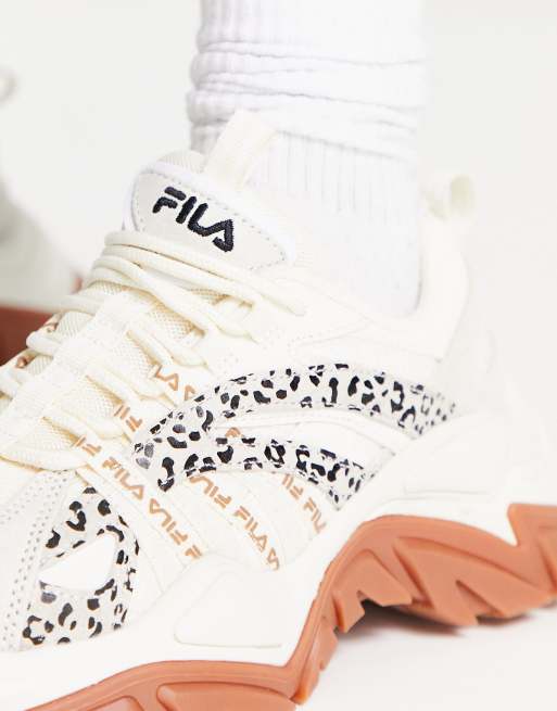 item vuilnis Bij elkaar passen Fila Interation sneakers in cream and leopard print with gum sole | ASOS