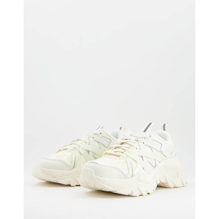 Fila interation sneakers in off white