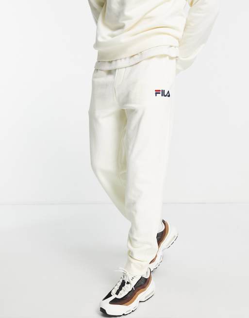 White on sale fila joggers