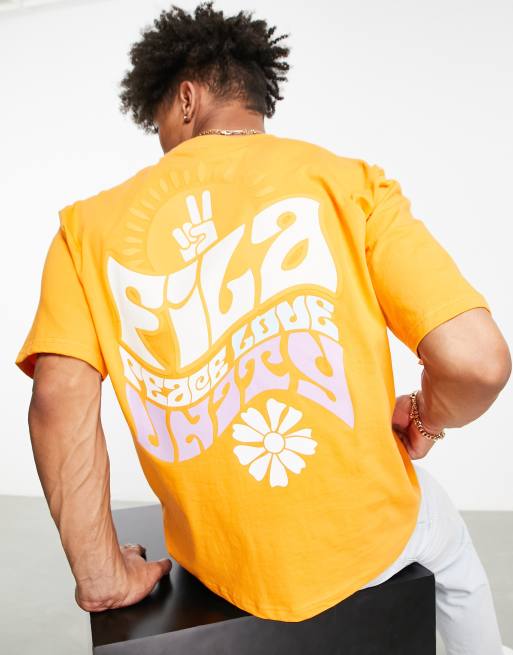 Fila – Pomarańczowy T-shirt oversize z nadrukiem na plecach – Tylko w ASOS