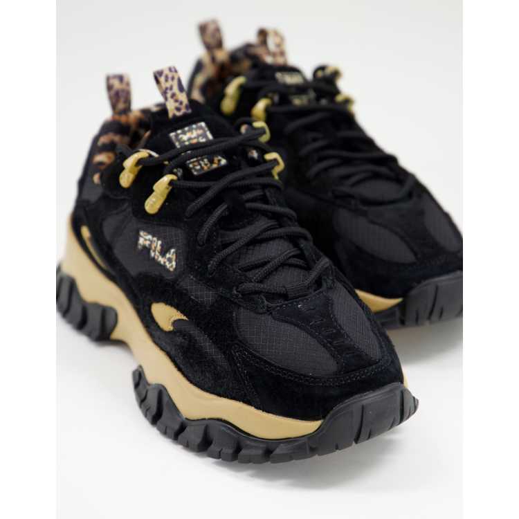 Black fila store ray tracer