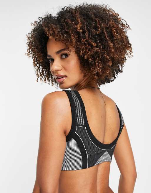 Fila seamless panel bralette in grey, 2 of 4