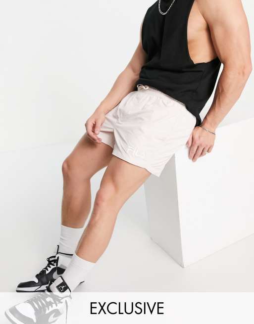 Fila – Shorts in Pastellrosa mit kleinem Logo – exklusiv bei ASOS