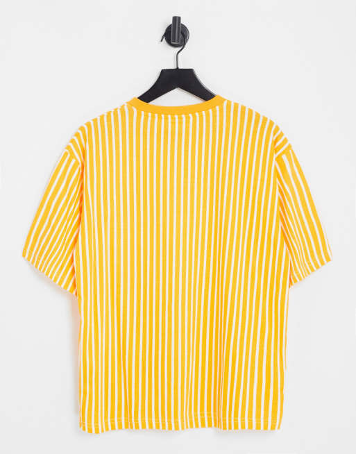 Fila – T-shirt w pomarańczowe paski z logo – tylko w ASOS, 3 z 4