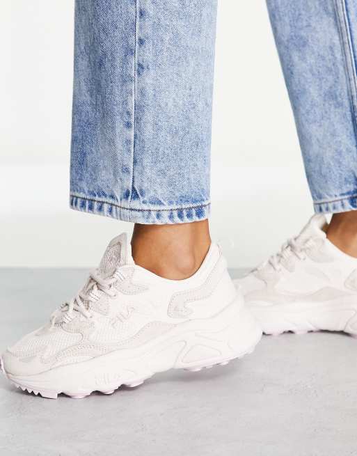 Fila Tenacity sneakers in white