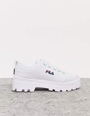 fila en toile