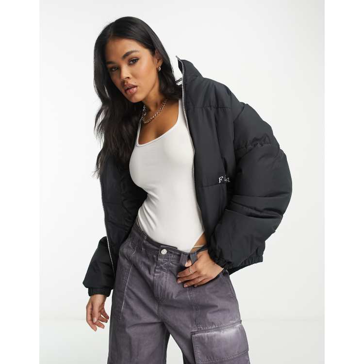 Fila logo crop puffer jacket black hotsell
