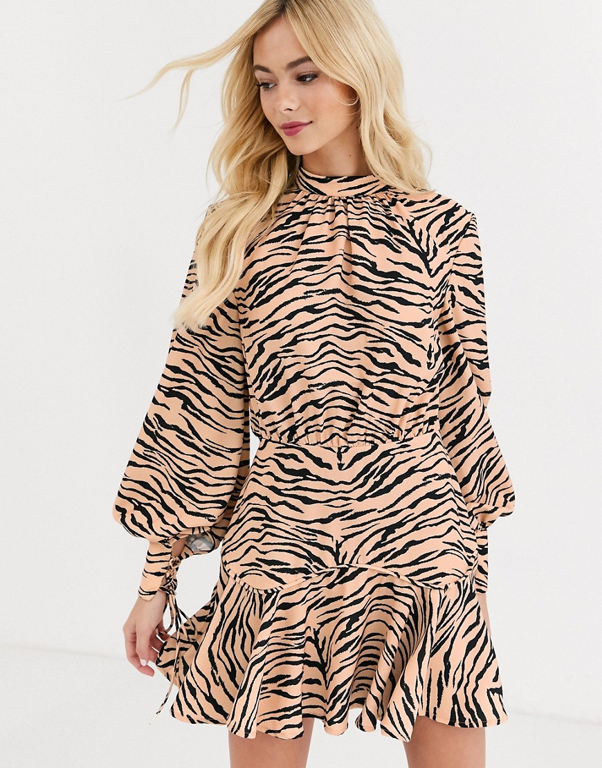 Finders Keepers - Hoogsluitende jurk met lange mouwen in tijgerprint-Multi