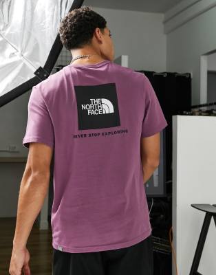 Футболки с принтом Фиолетовая футболка The North Face Red Box-Фиолетовый цвет