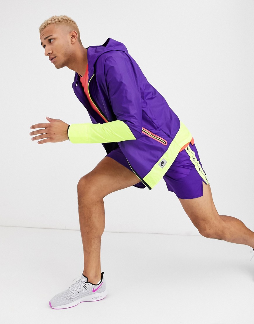 фото Фиолетовая куртка nike running run wild pack-фиолетовый