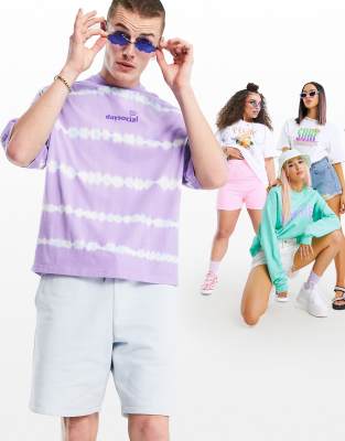 фото Фиолетово-голубая oversized-футболка с принтом тай-дай asos daysocial-фиолетовый цвет asos day social