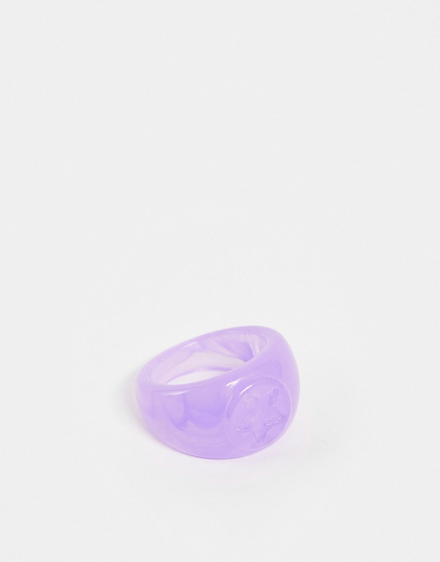 фото Фиолетовое пластмассовое кольцо-печатка со звездой asos design-розовый цвет