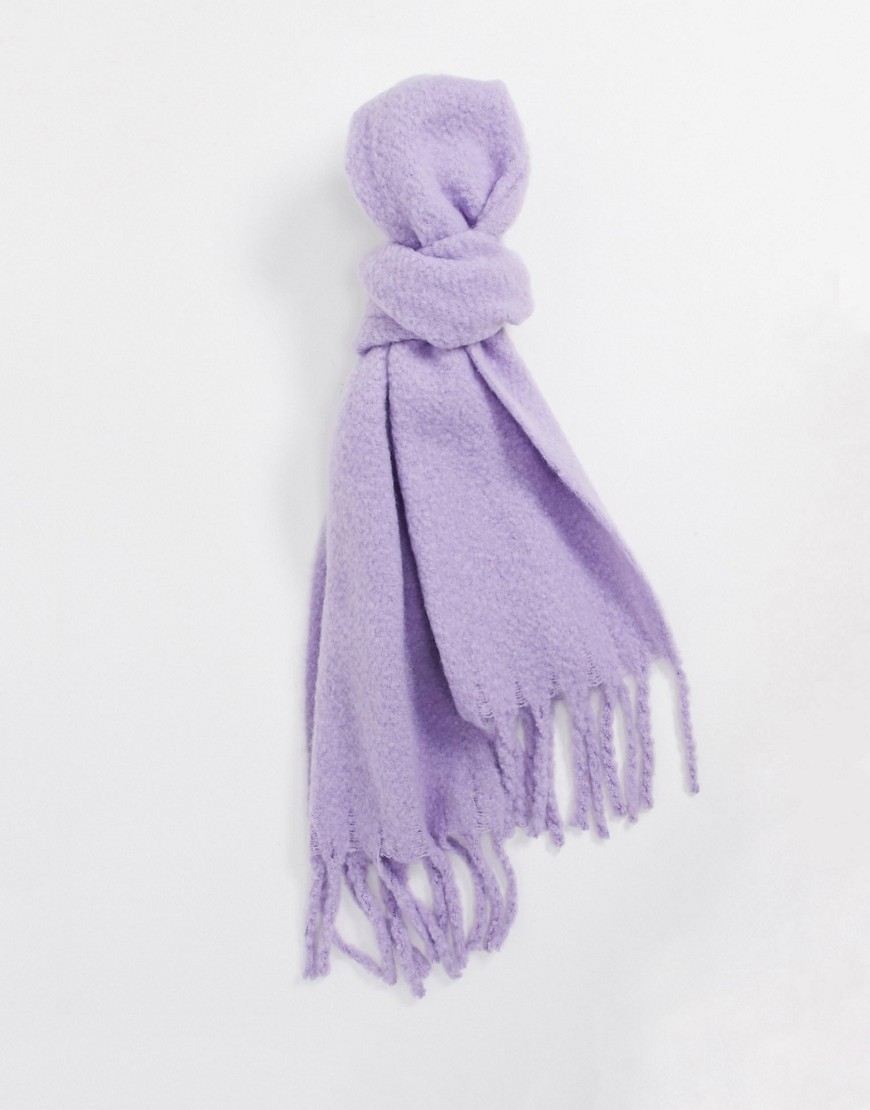 фото Фиолетовый пушистый шарф из переработанных материалов boardmans