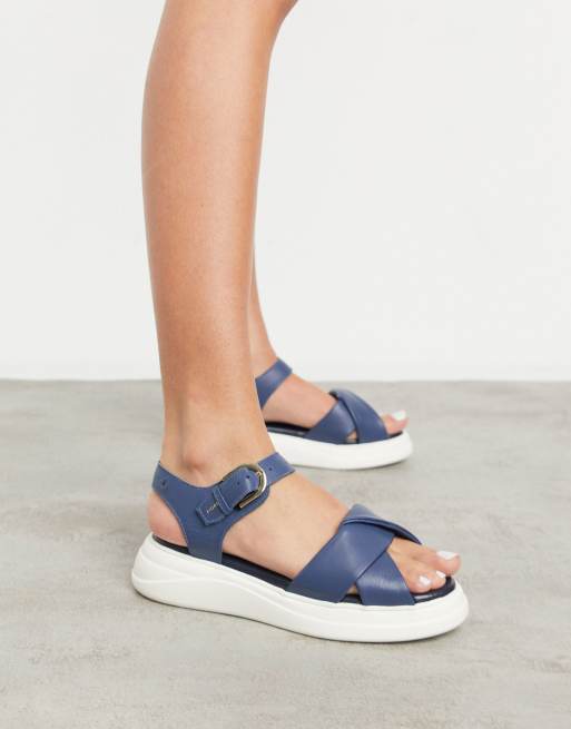 Navy chunky hot sale sandals