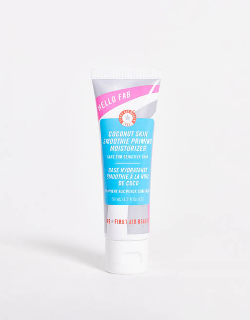 First Aid Beauty – Coconut Skin Smoothie Priming – Fuktkräm, 50ml