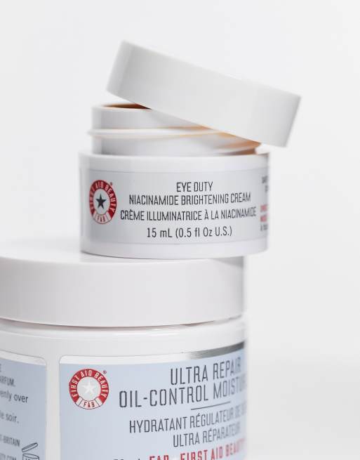 First Aid Beauty - Eye Duty - Crema illuminante occhi alla niacinamide da 15 ml, 3 di 4