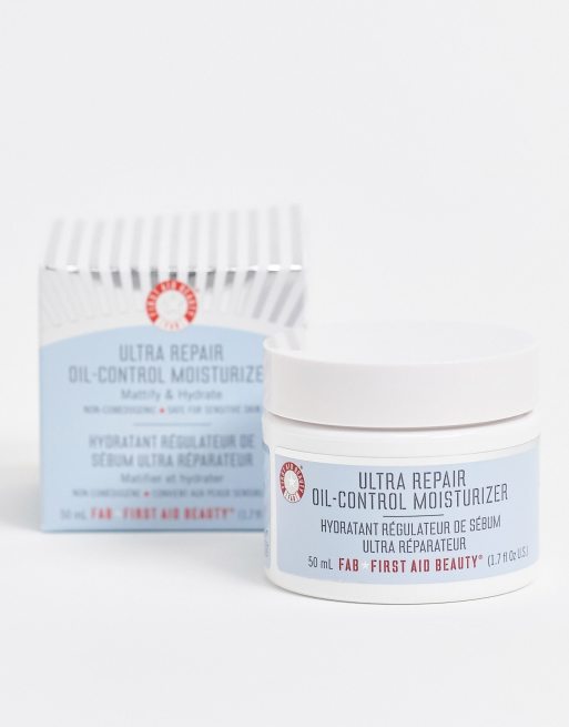 First Aid Beauty Ultra Repair Oil-Control Moisturizer – Preparat nawilżający i regulujący poziom sebum 50 ml