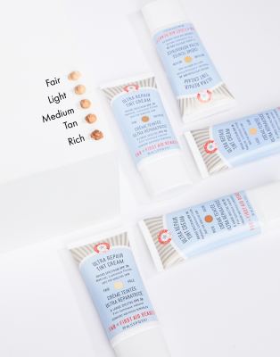 first aid beauty tinted moisturiser