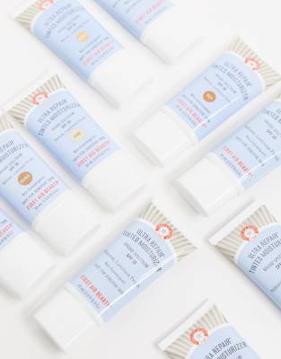 first aid beauty ultra repair tint cream spf 30