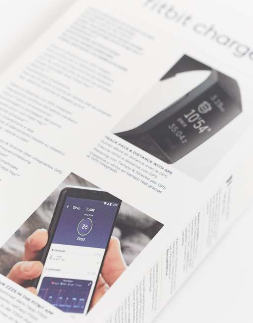 Fitbit - Charge 4 - Smartwatch van rozenhout, 4 van 4