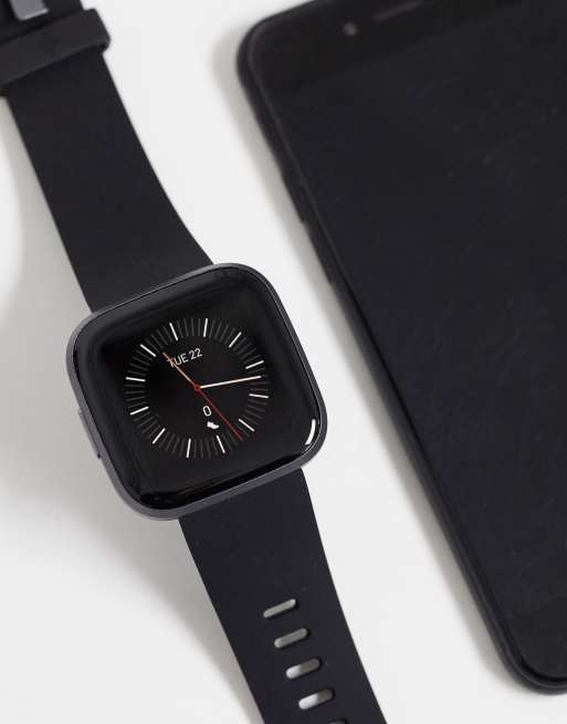 Black fitbit versa online 2