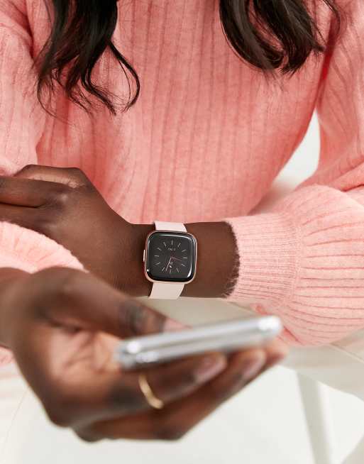 Fitbit Versa 2 Smart Watch in pink