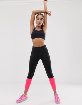 Fitness leggings med bakerloo farvetip fra Haus by Hoxton Haus-Sort