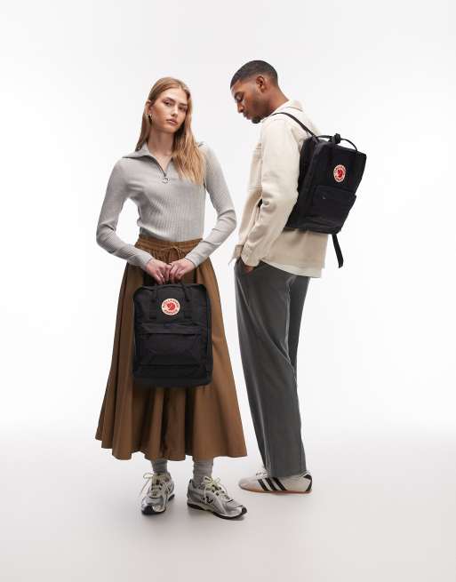 Fjallraven Kanken everyday backpack in black , 2 of 4