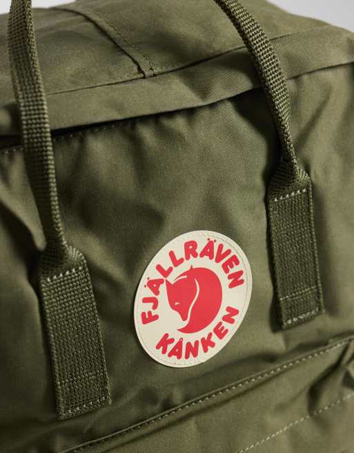 Fjallraven Kanken everyday backpack in green, 3 of 5