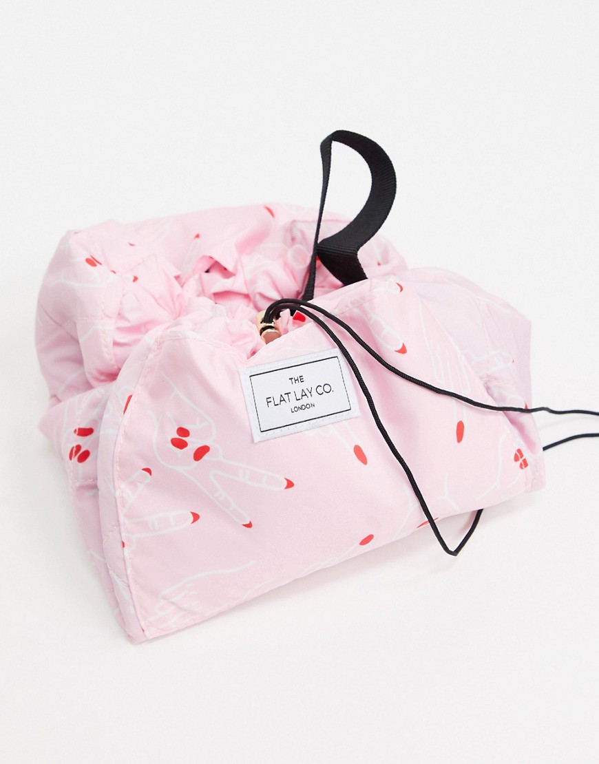 Flat Lay Co drawstring make up bag in finger print-No Colour