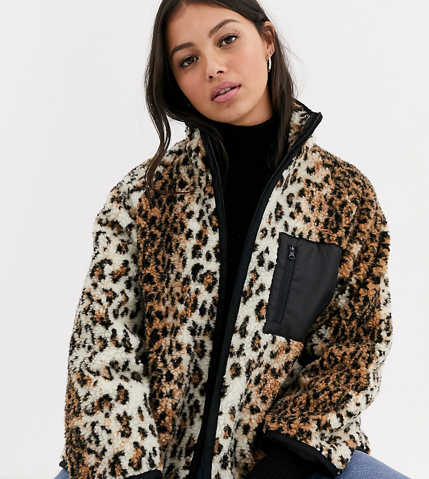 фото Флисовая куртка с леопардовым принтом asos design petite-мульти asos petite