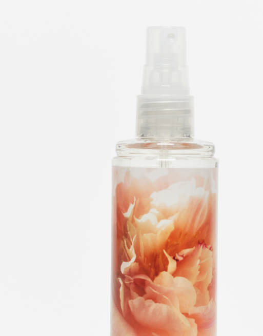 Floral Street Wonderland Peony Perfume Mist 125ml, 3 of 4