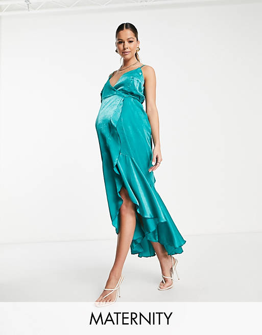 Flounce London Maternity - Midi jurk van satijn met overslag in smaragdgroen 