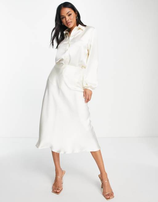 Flounce London – Midirock aus Satin in Cremeweiß mit asymmetrischem Schnitt, Kombiteil 