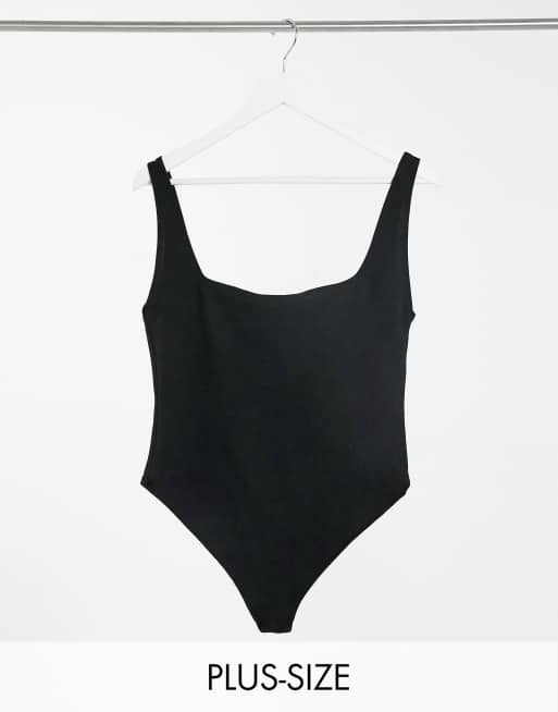 Flounce London Plus – Basic – Figurbetonter Body mit eckigem Ausschnitt