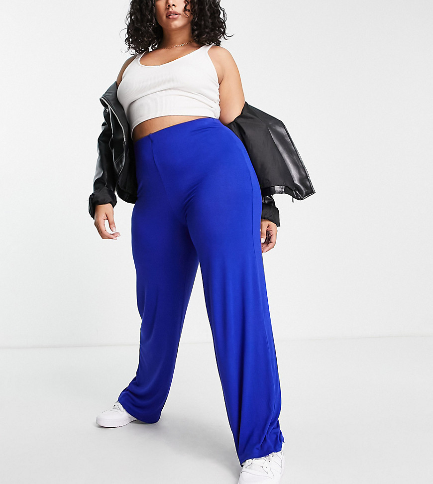 Plus-size trousers by Flounce London These trousers on repeat Plain design High rise Elasticated waist Wide leg Regular fit