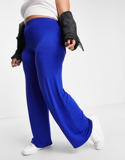 Flounce London Plus basic high waisted wide leg trousers in cobalt blue, 4 of 4