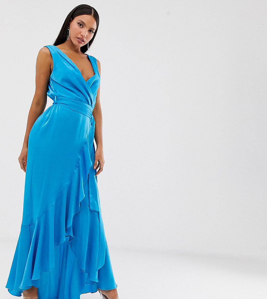 Flounce London Tall - Satijnen midaxi-jurk met overslag aan de voorkant in blauw