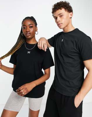 Fnatic unisex core t-shirt with central logo in black - ASOS Price Checker