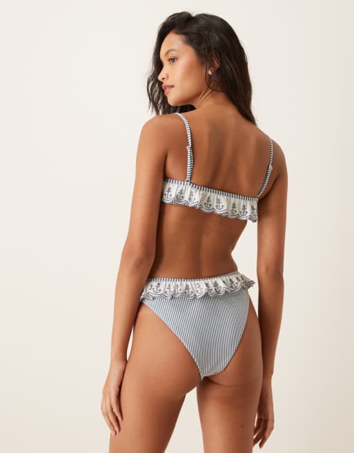 For Love & Lemons – Bikinihose in Blau gestreift mit gesticktem Ankermotiv, Kombiteil, 3 von 4