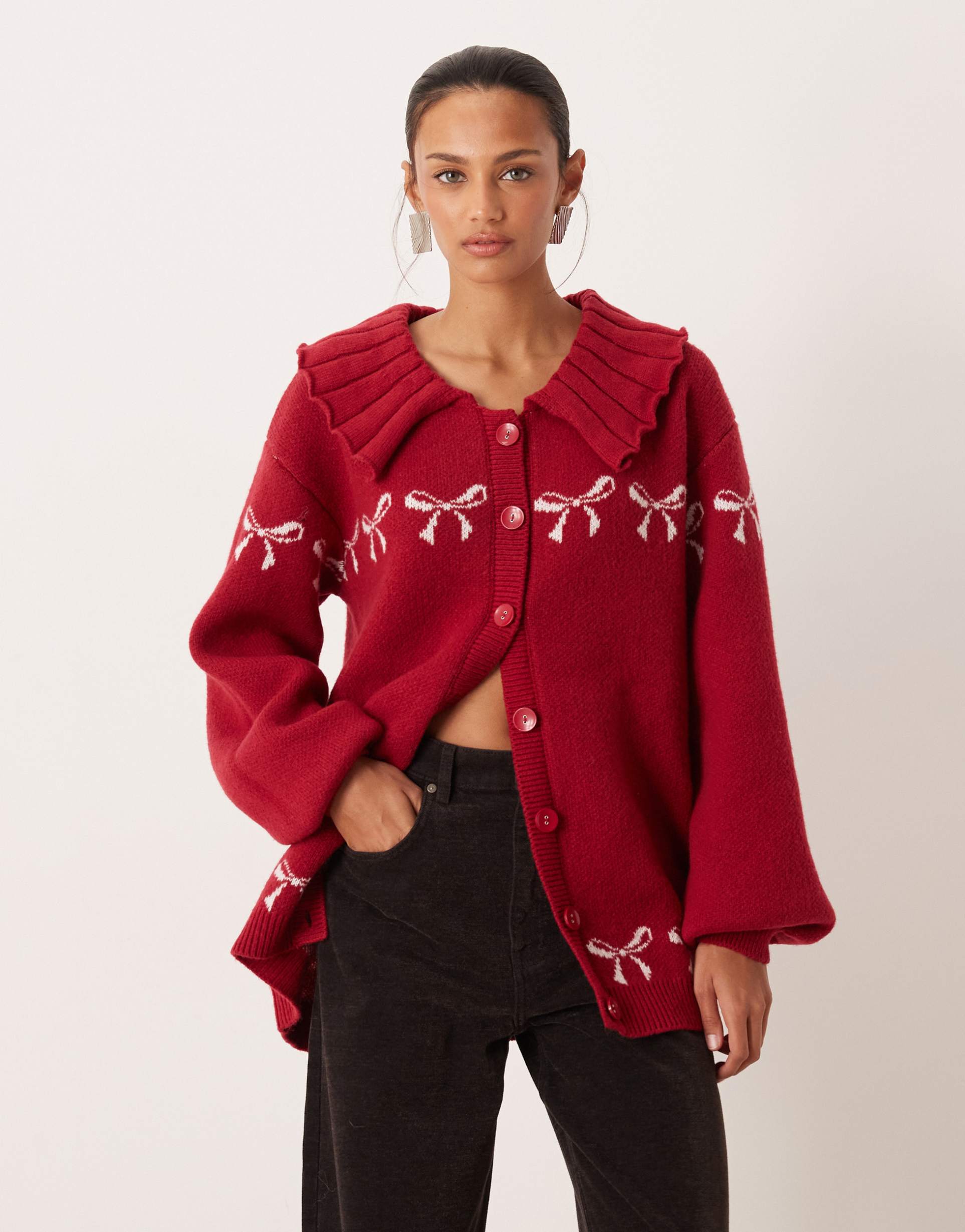 for love & lemons bow intarsia knit oversized cardigan with ribbed collar in red