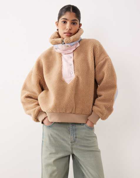 For Love & Lemons - Caitlyn - Sweat à enfiler en imitation peau de mouton à empiècements contrastants aux coudes - Camel - view 1