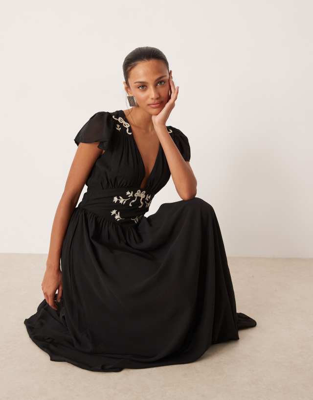 for love and lemons black maxi dress & embroidered plunge in 97% polyester/3% spandex Straps & Sleeves_Spaghetti Straps Karen Millen Viscose Satin Colors:Black Slate