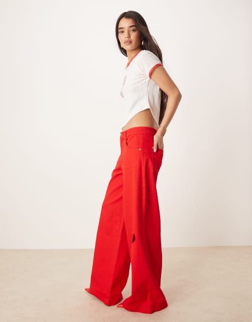 For Love & Lemons - Lipstick - Jeans extra ampi in denim rosso acceso in coordinato, 3 di 5