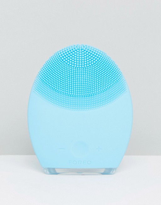 FOREO LUNA 2 Face Brush and Anti-Aging Massager for Combination Skin