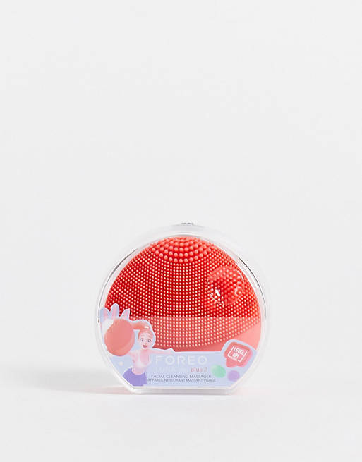 FOREO LUNA play plus 2 Facial Brush for All Skin Types Peach Of Cake!