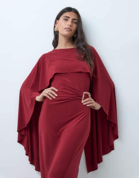 Forever New abito maxi borgogna con sovrapposizione a mantella in chiffon e dettagli metallici - view 1