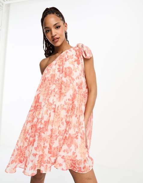 Forever New - Asymmetrische rechtvallende mini jurk met plooien in koraalrood - view 1