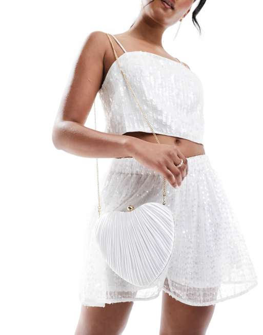 Forever New Bridal ribbed heart bag with pearl strap in ivory, 3 of 4