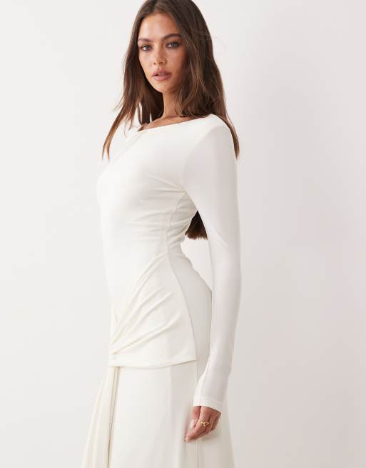 Forever New - Cremehvid tætsiddende maxikjole med lange ærmer og draperinger, 2 af 4